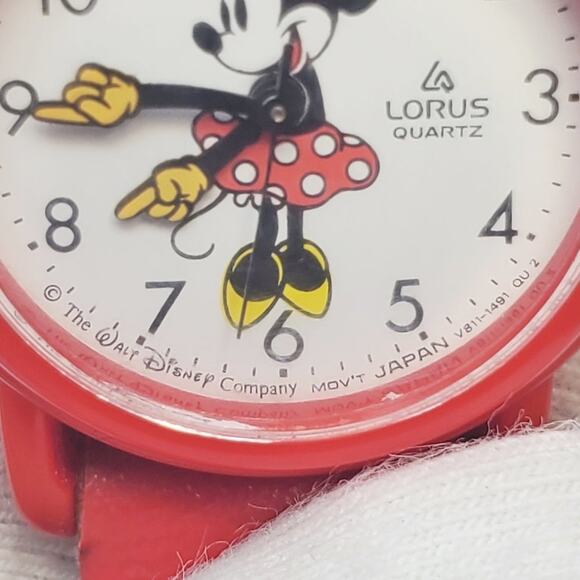 Vintage Disney X Lorus Minnie Mouse Red Plastic Watch main image 12